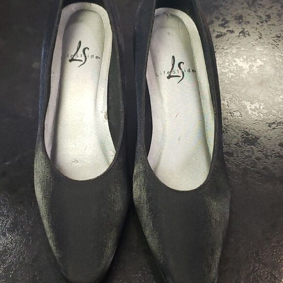 Lifestride shoes  - Picture 1 of 5